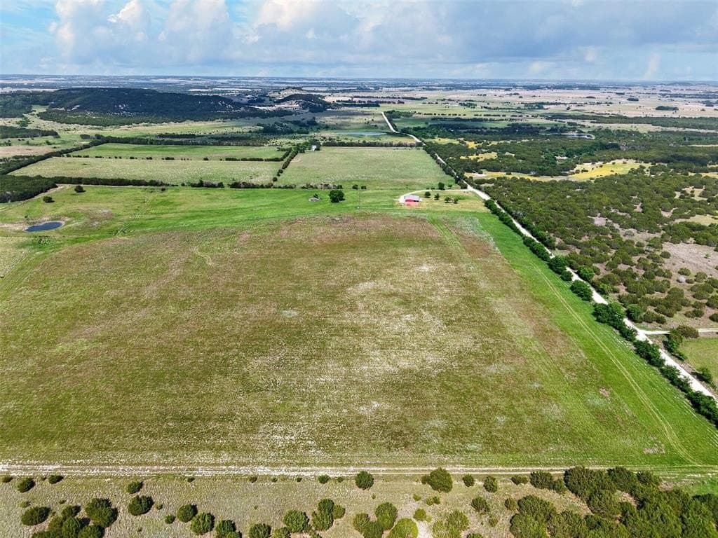 44.08 acres in Bosque County gallery image 3