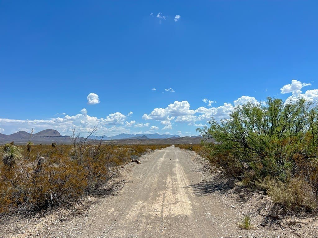 5 acres in Brewster County gallery image 3
