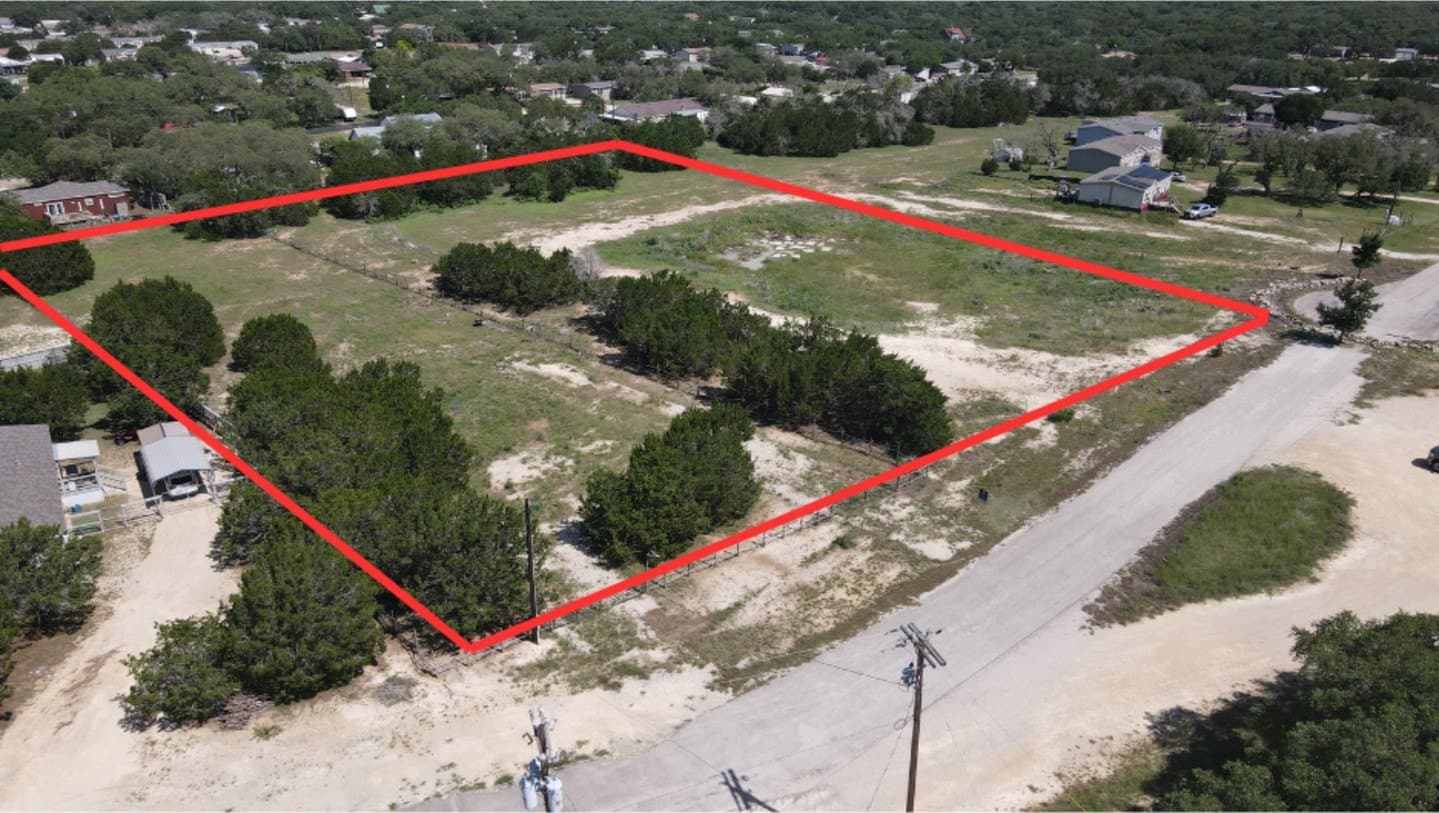 2.86 acres in Medina County gallery image 4