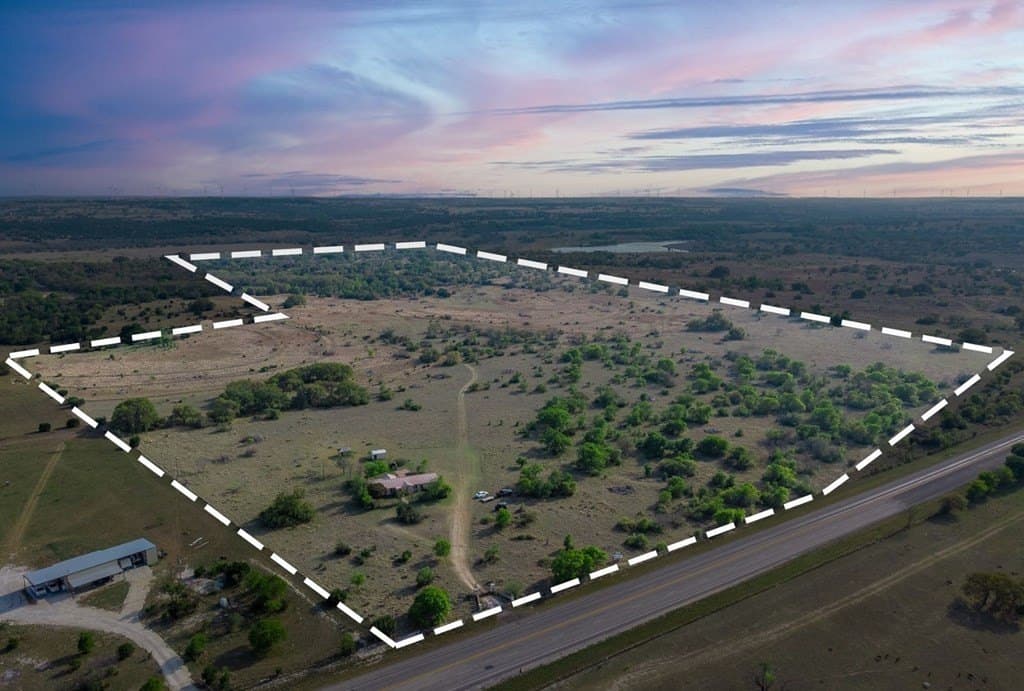 121 acres in Mills County - photo 4