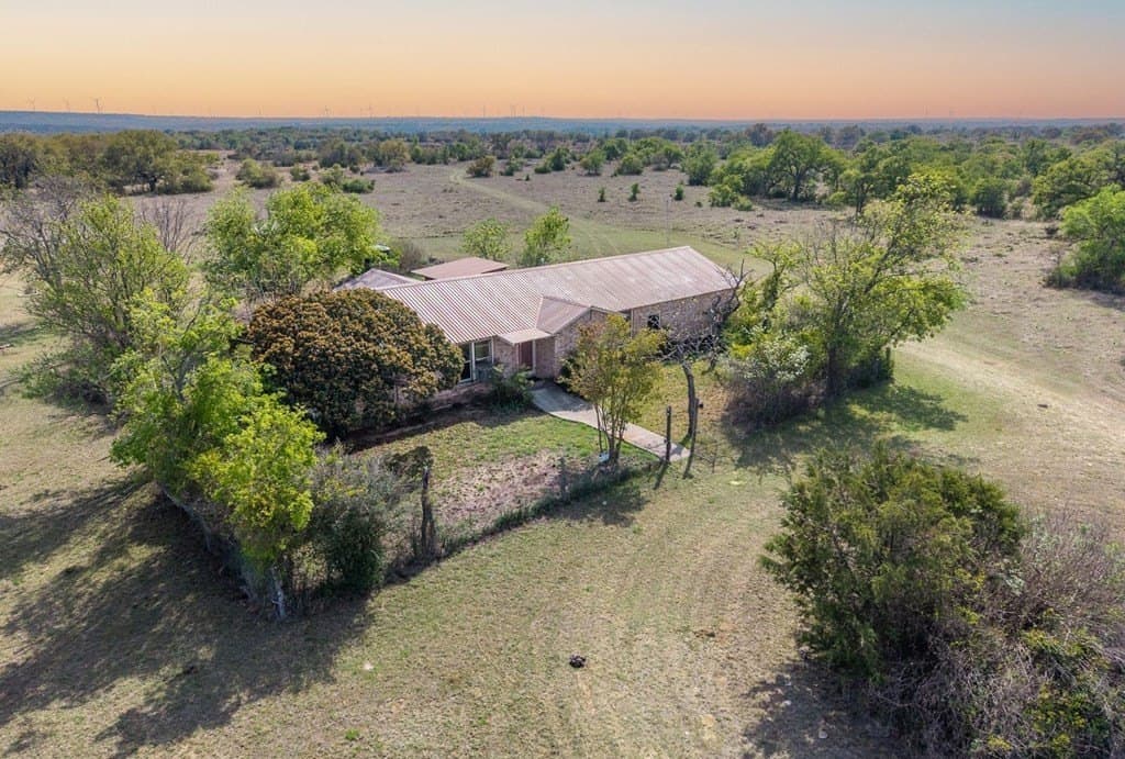 121 acres in Mills County - photo 3