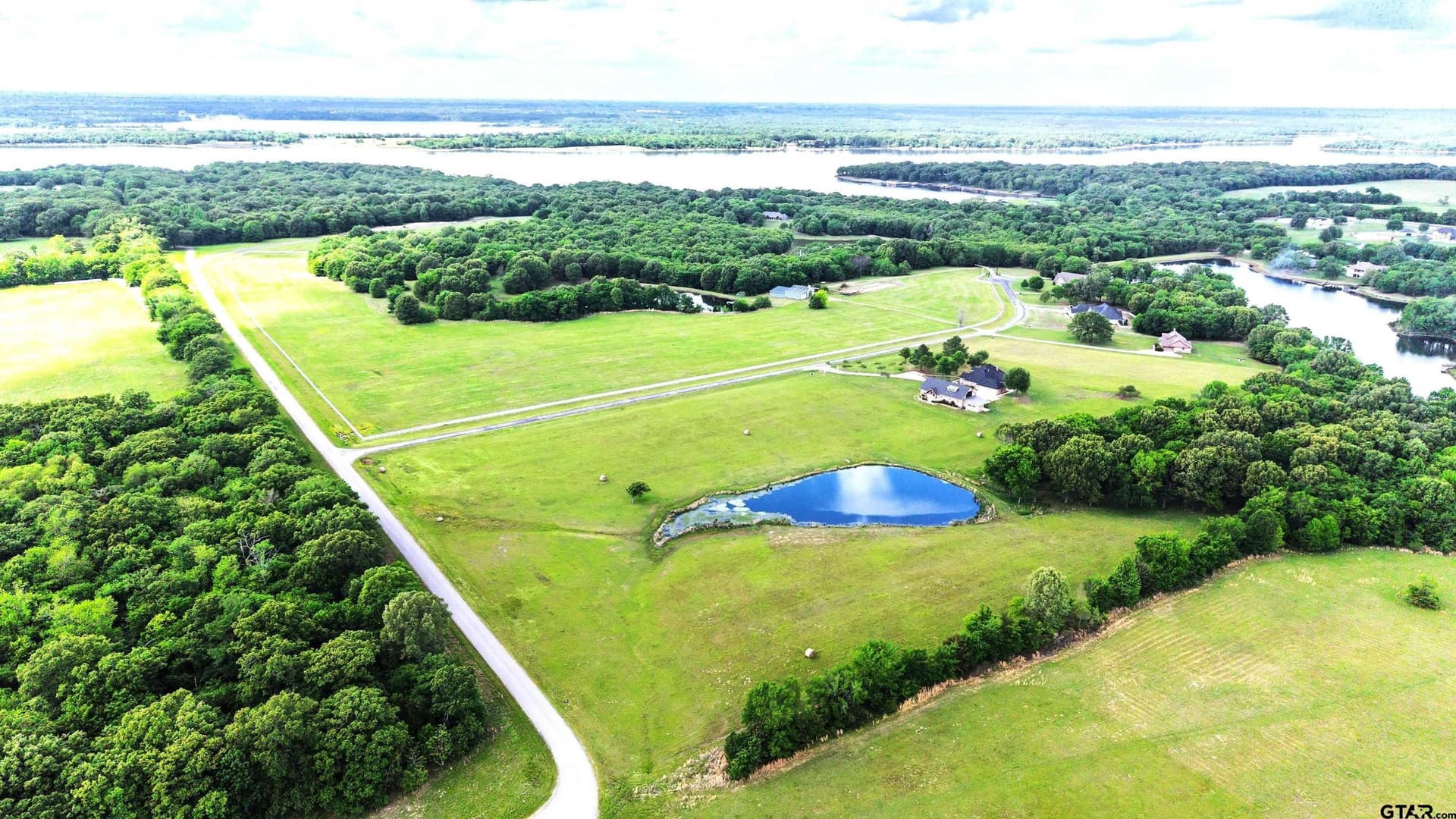 3.81 acres in Wood County gallery image 3