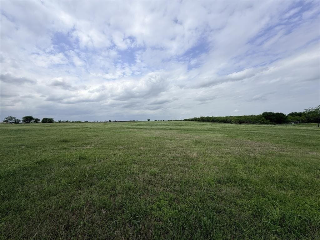 14 acres in Ellis County featured view