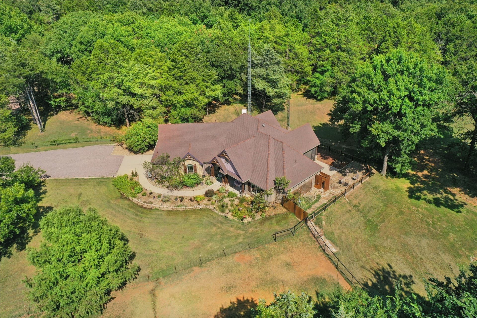 11.6 acres in Grayson County