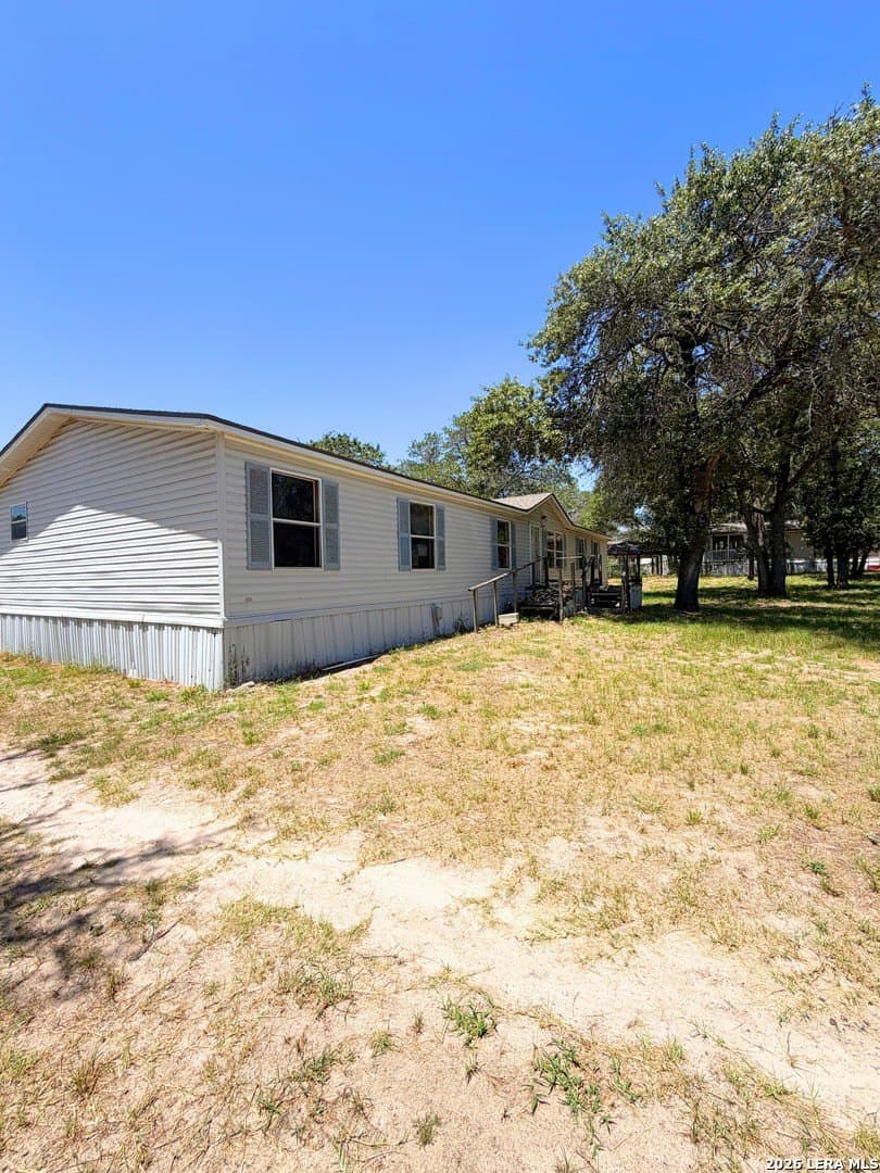 5.08 acres in Guadalupe County gallery image 3
