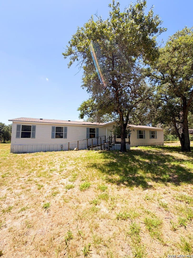 5.08 acres in Guadalupe County gallery image 4