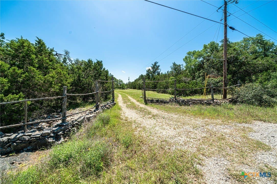 19.97 acres in Hays County - photo 17