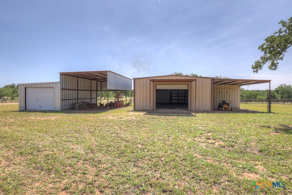 19.34 acres in Gillespie County - photo 31