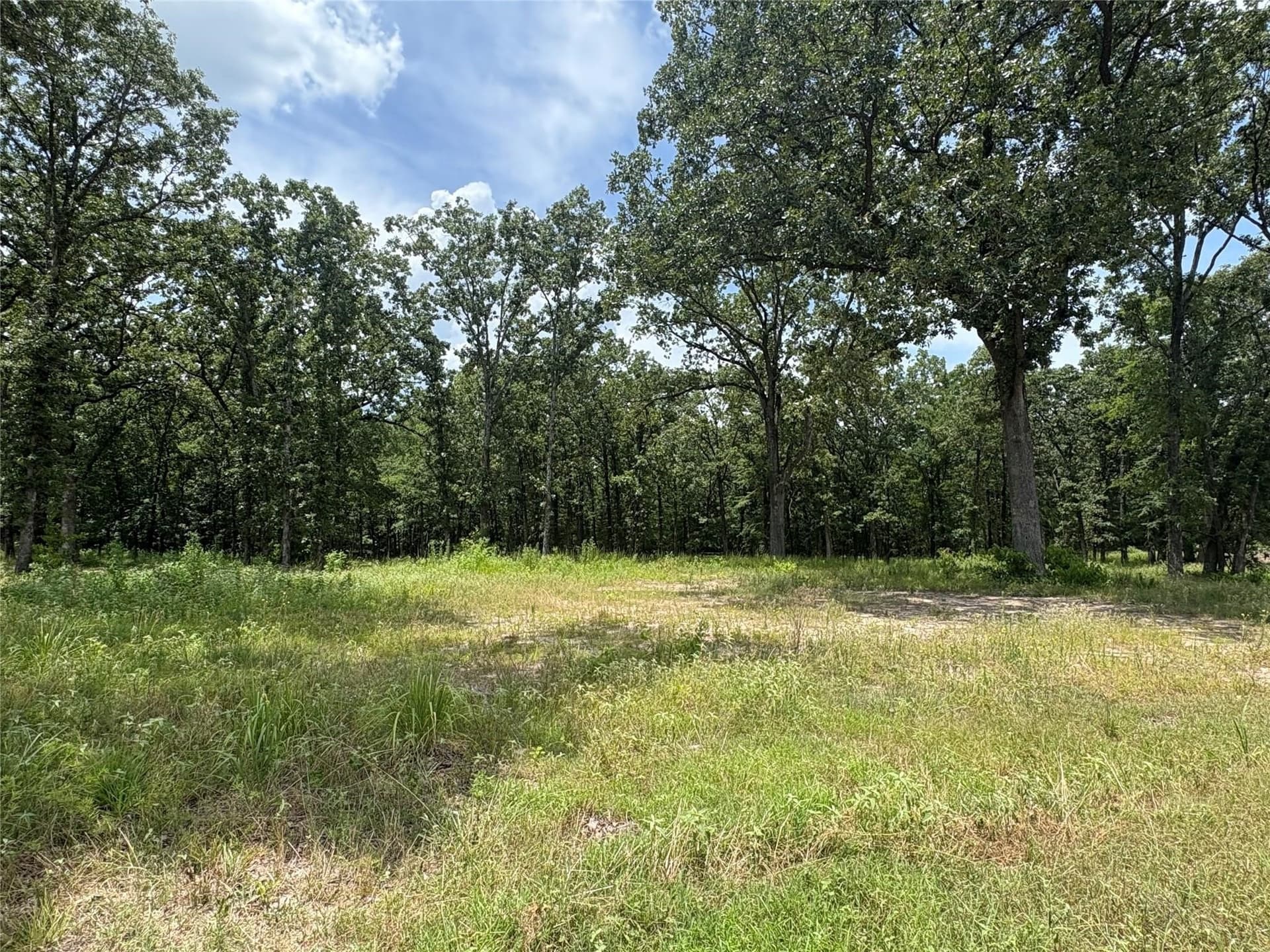 1 acres in Wood County