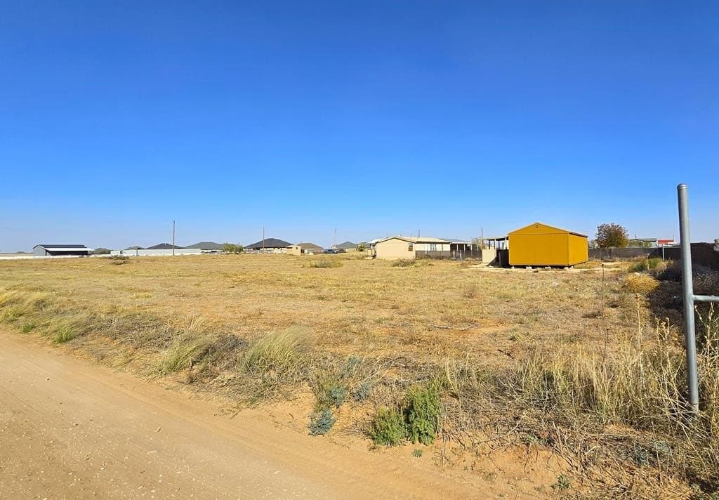 4.35 acres in Midland County - photo 14