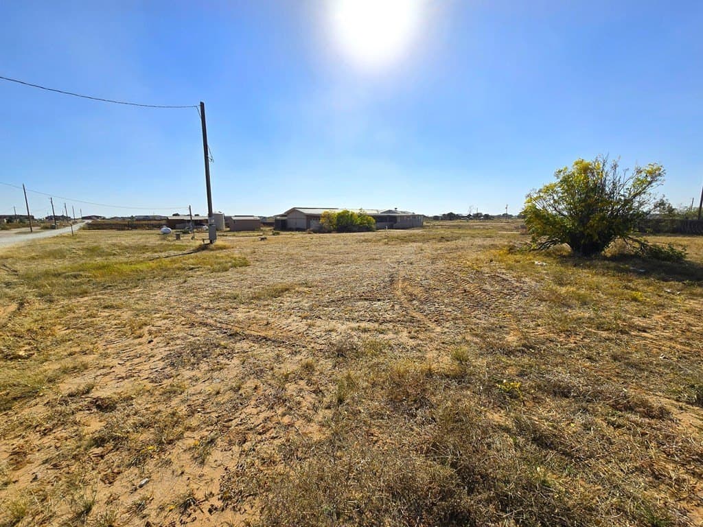 4.35 acres in Midland County - photo 12