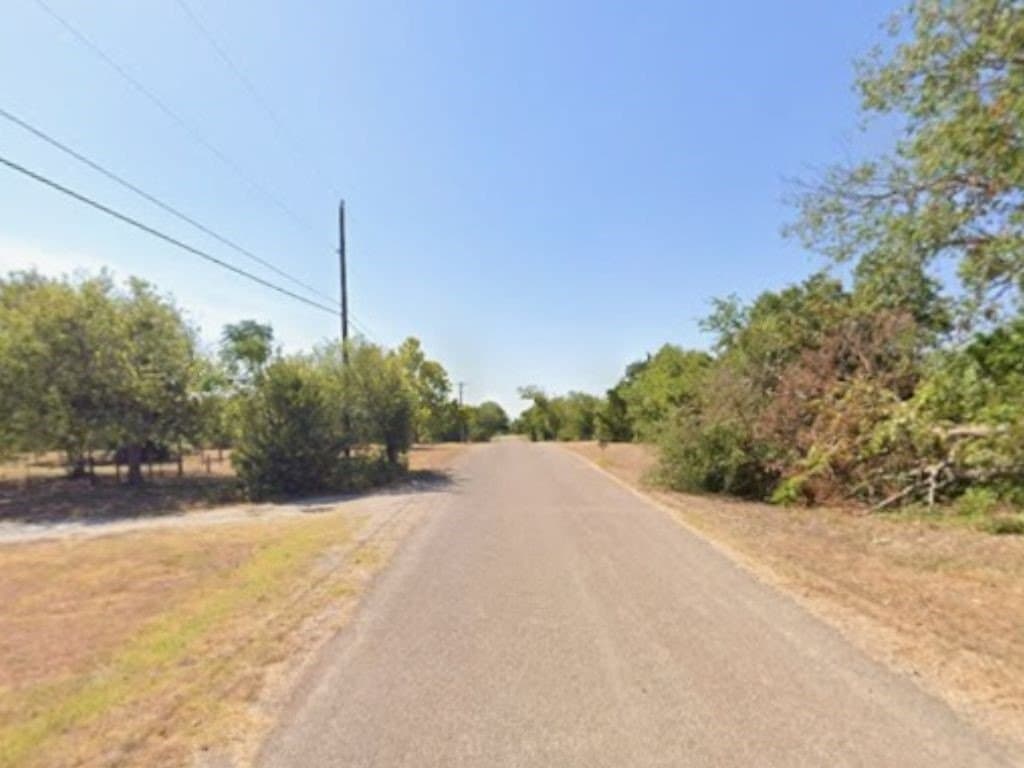 3.13 acres in McLennan County - photo 2