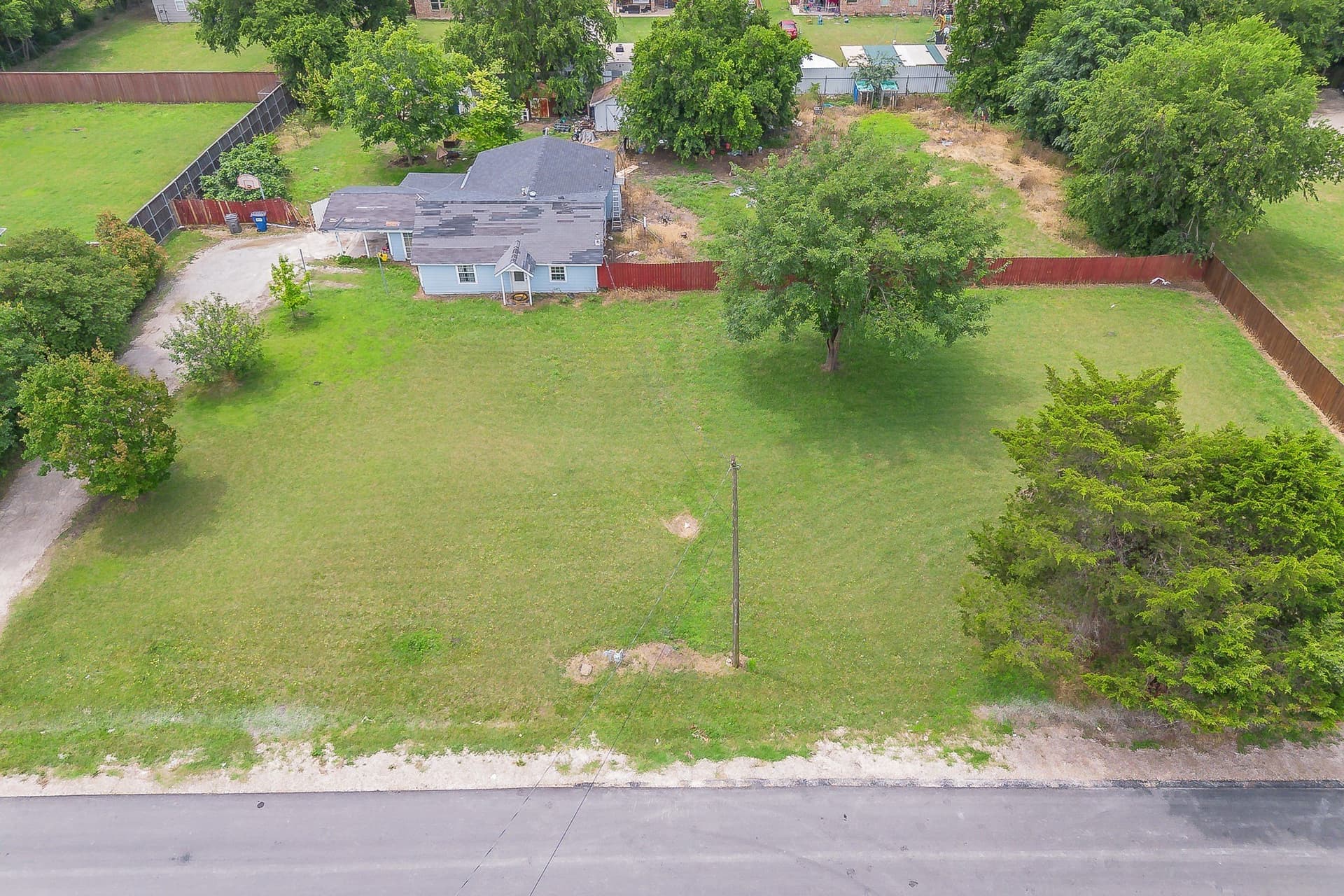 0.91 acres in Dallas County gallery image 2