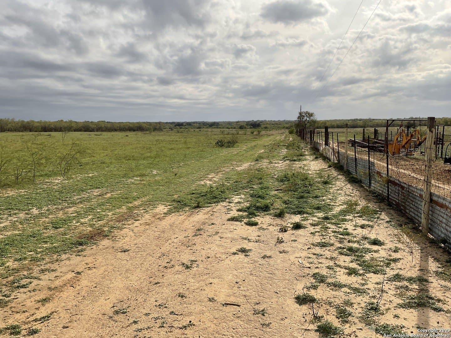 1.37 acres in Atascosa County featured view