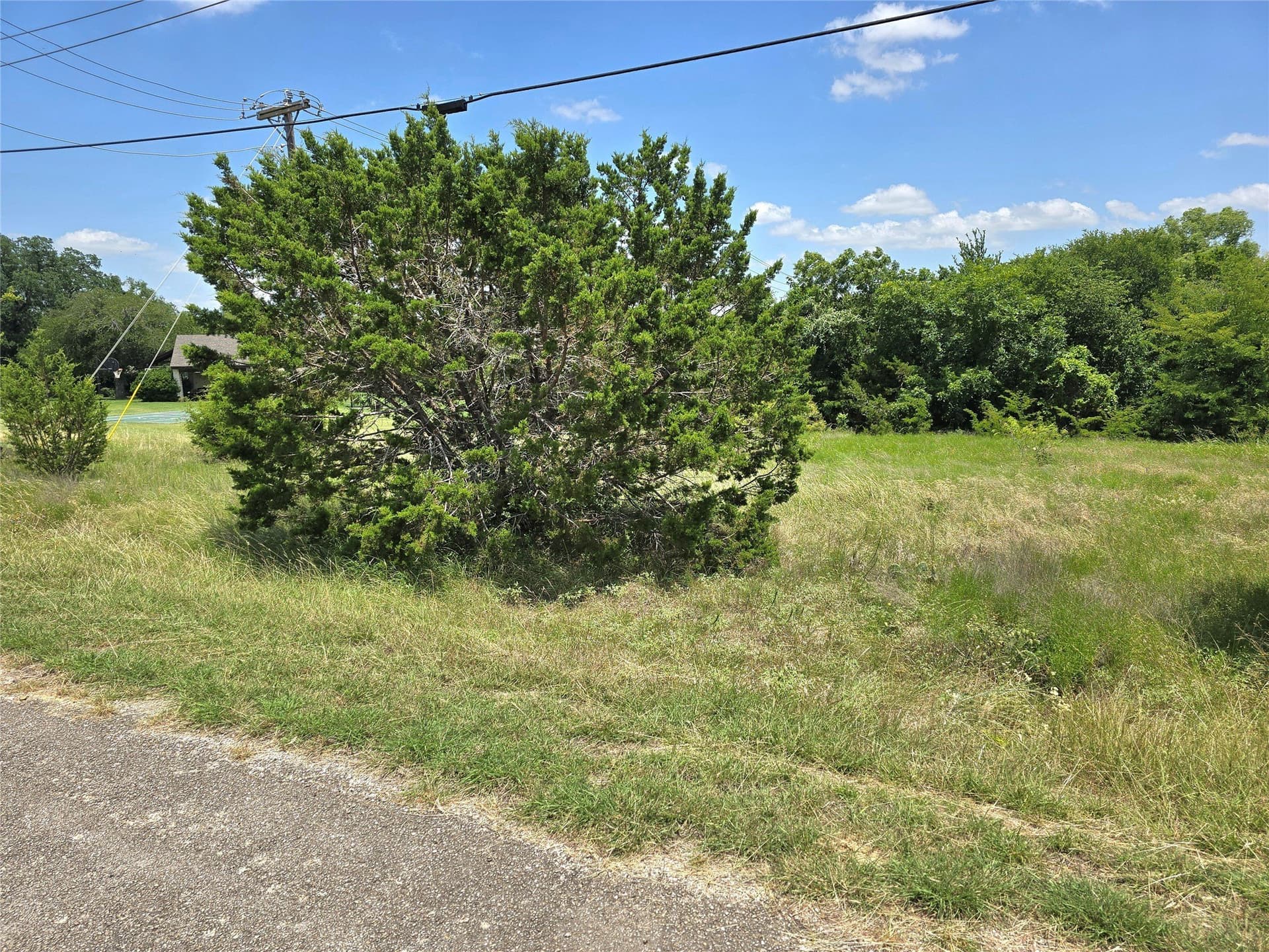 0.26 acres in Hill County - photo 6