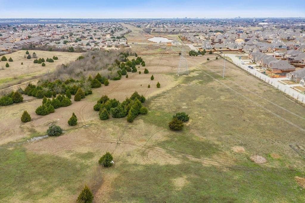 10.17 acres in Dallas County gallery image 2