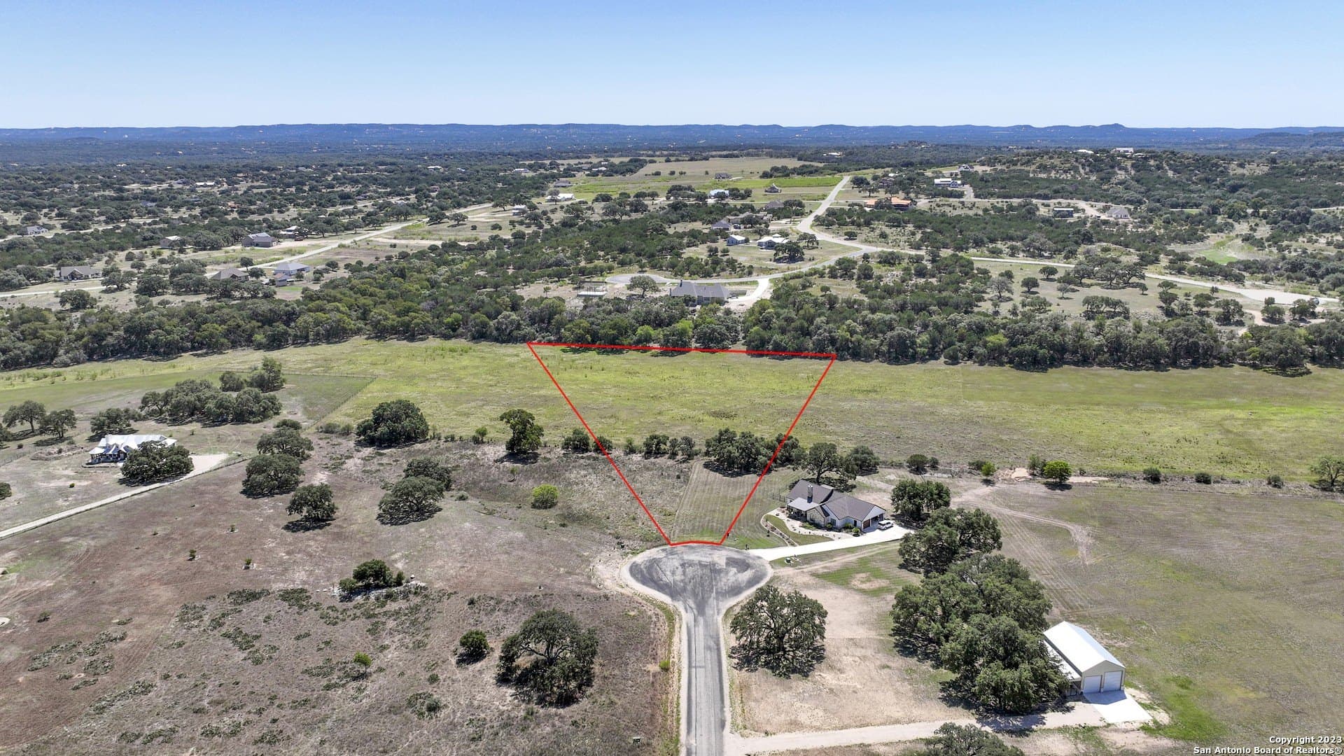 3.37 acres in Bandera County gallery image 2