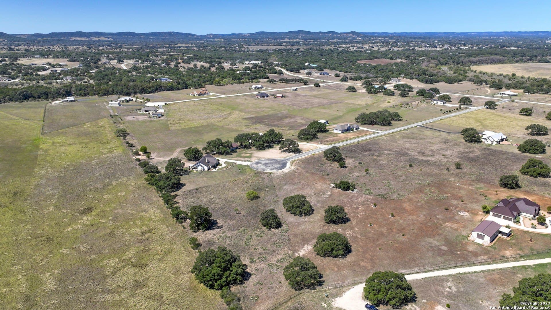 3.37 acres in Bandera County - photo 9