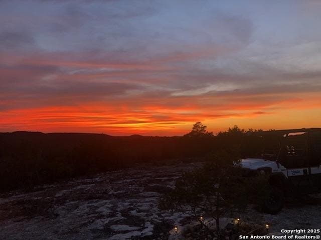 107.05 acres in Edwards County