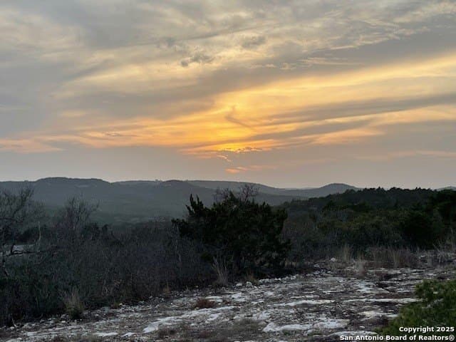 107.05 acres in Edwards County gallery image 4