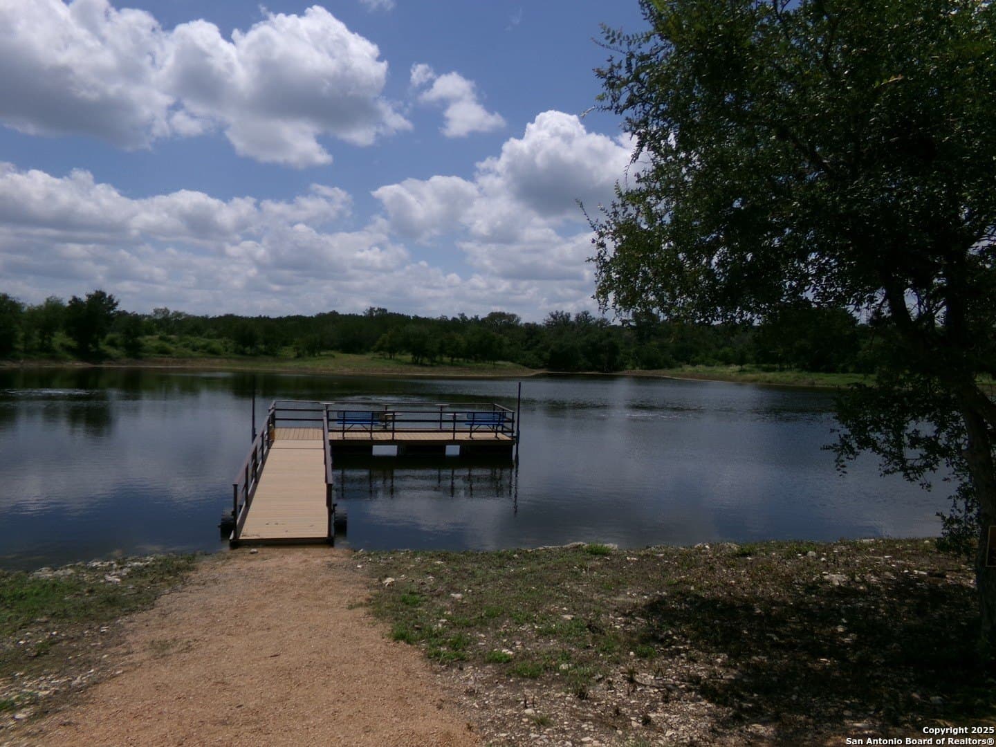 8.01 acres in Medina County