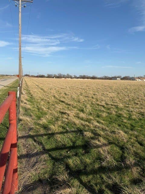 10.63 acres in Denton County gallery image 4