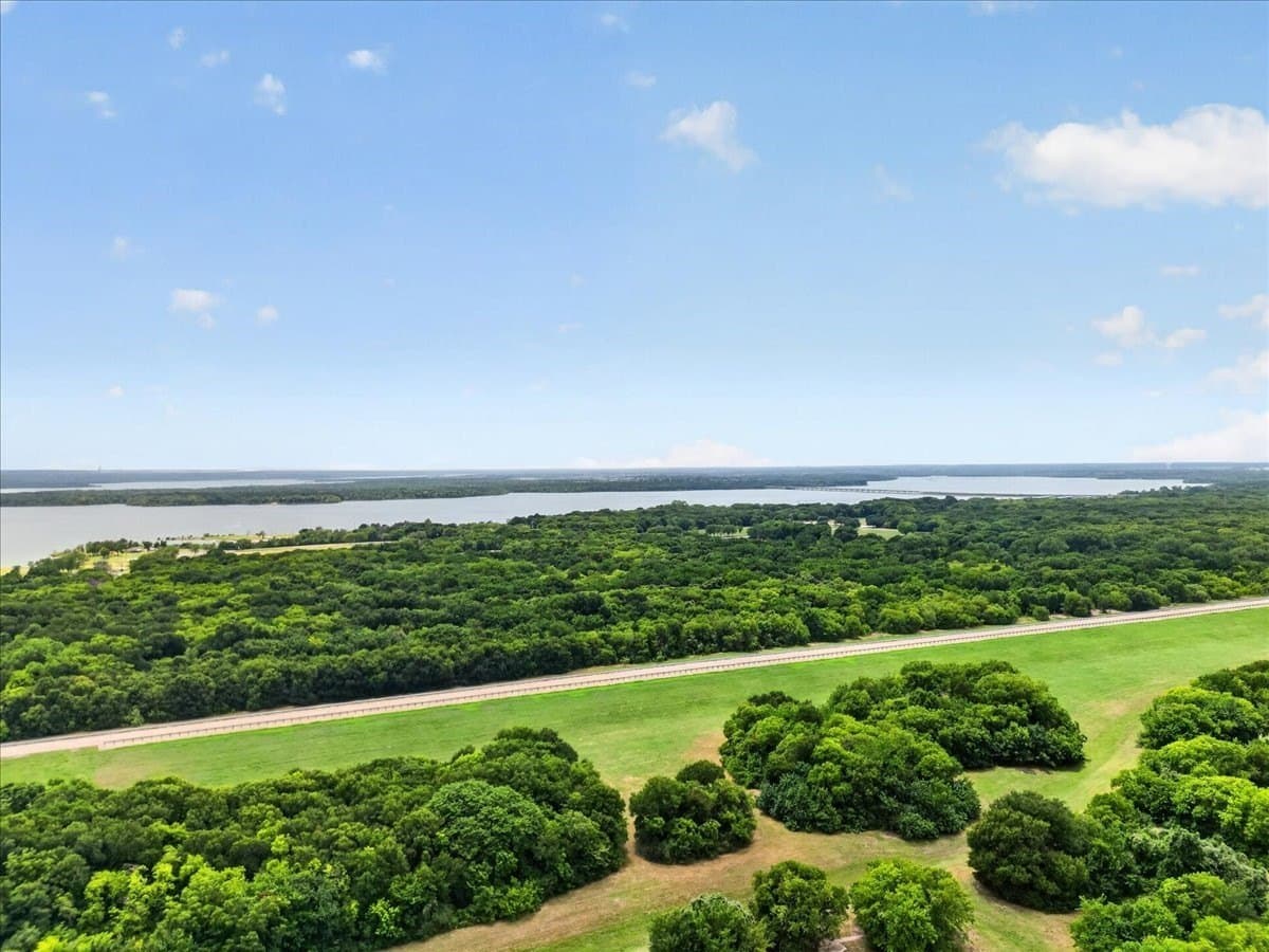 0.42 acres in Dallas County - photo 8