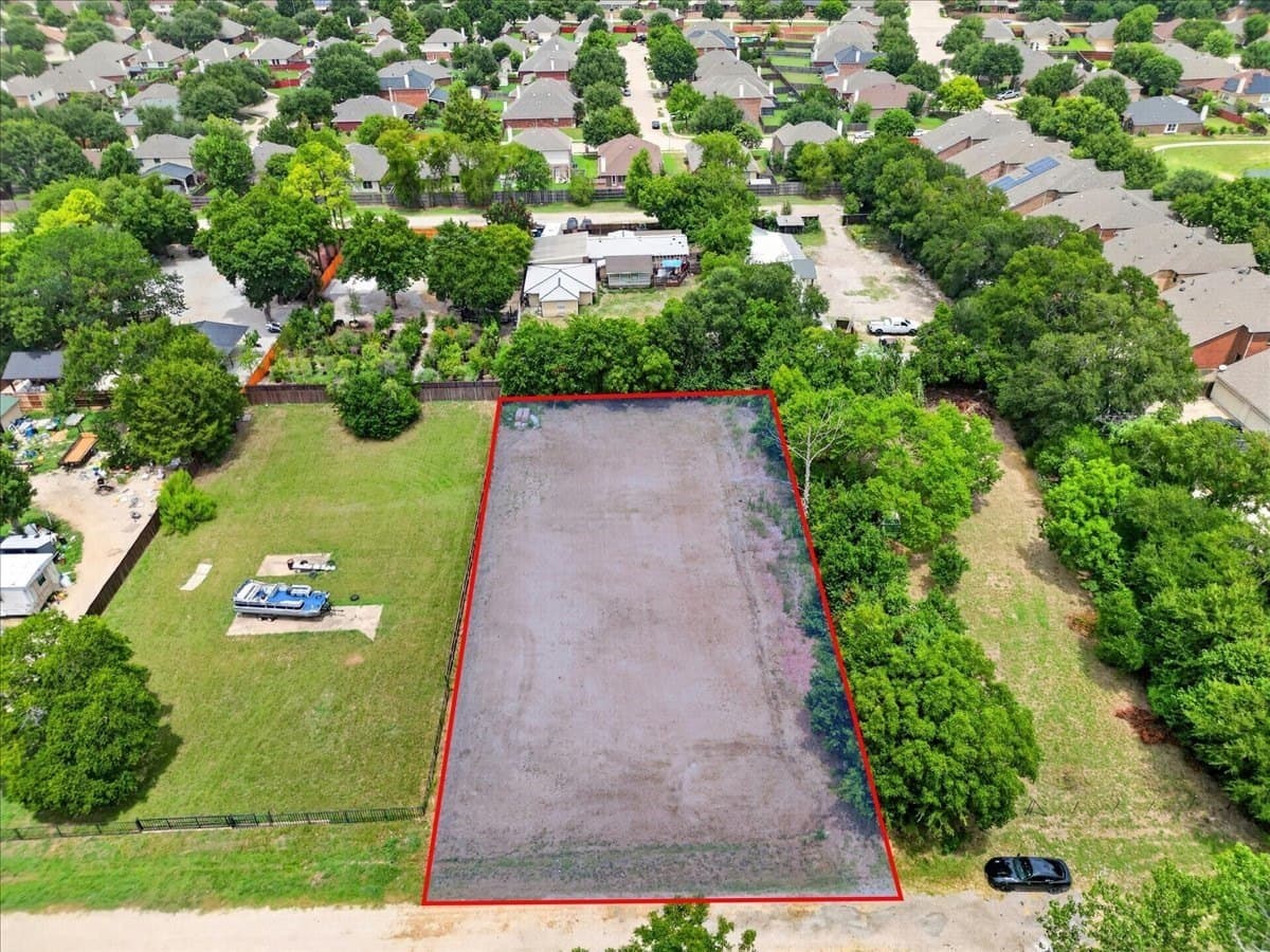 0.42 acres in Dallas County - photo 10