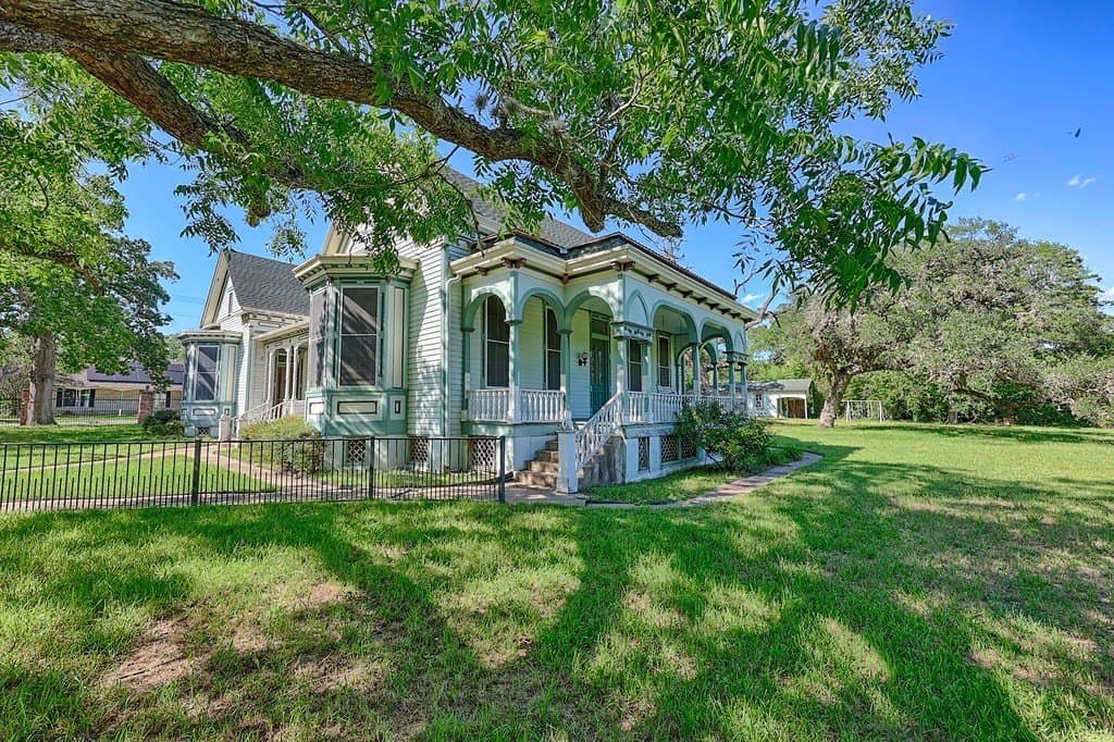1.3 acres in Fayette County gallery image 3
