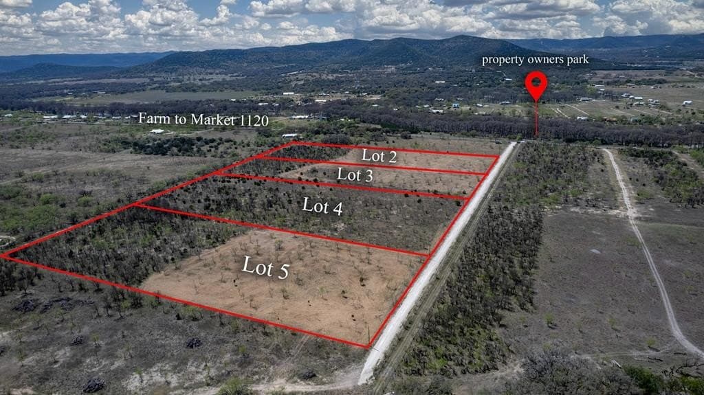 7 acres in Real County