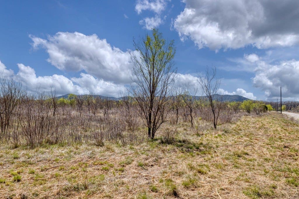 7 acres in Real County - photo 50