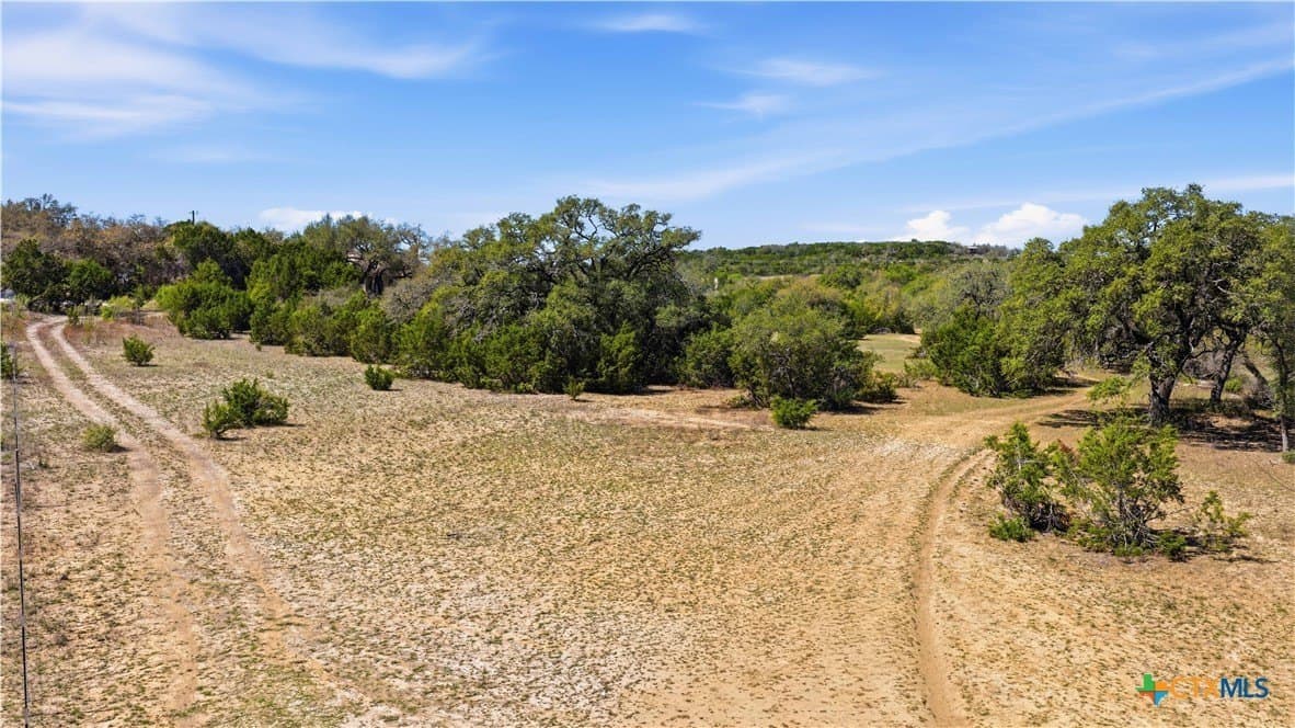10.02 acres in Comal County - photo 9