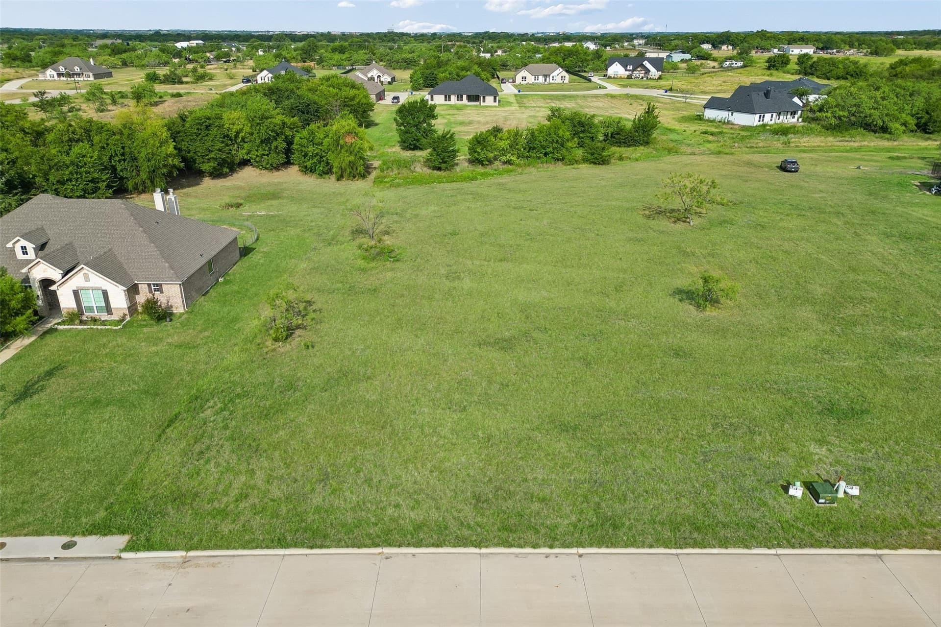 1 acres in Hunt County gallery image 2