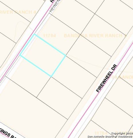 0.5 acres in Bandera County gallery image 3