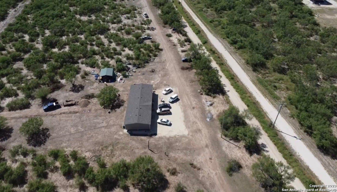 10.31 acres in Zavala County - photo 6