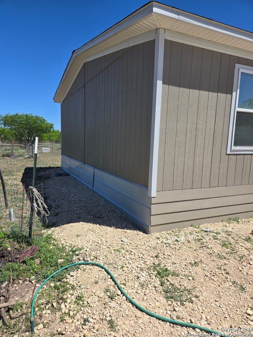 10.31 acres in Zavala County - photo 13