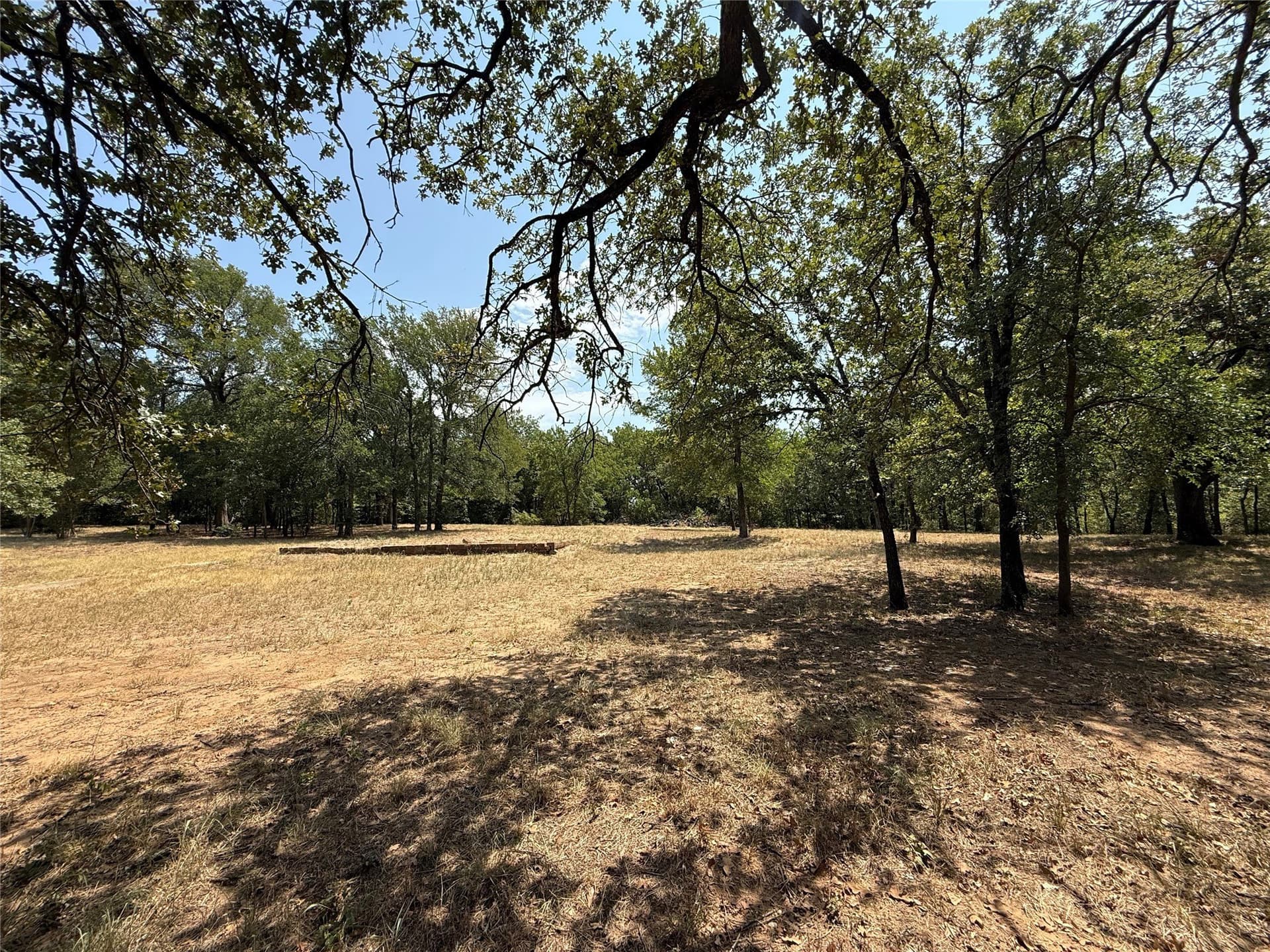 1.14 acres in Tarrant County - photo 2
