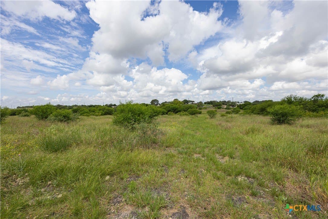9.72 acres in Bexar County - photo 11