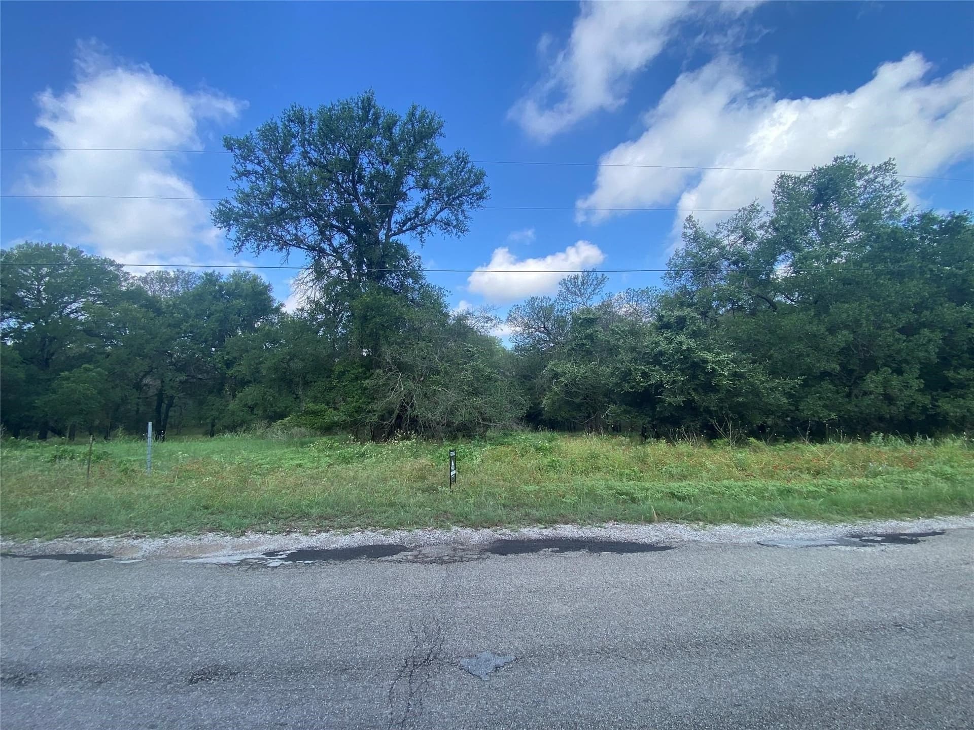 1.2 acres in Parker County - photo 3