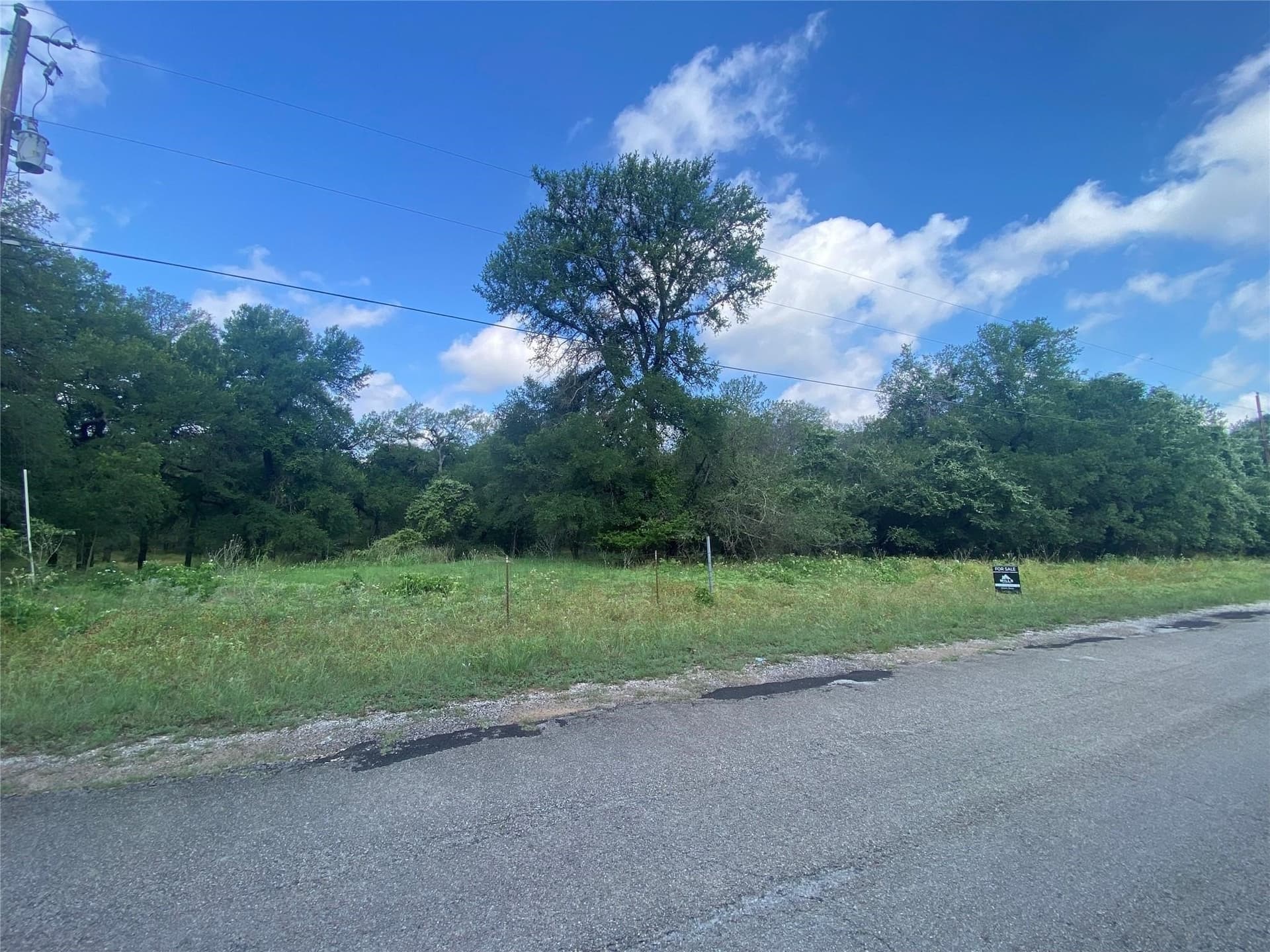 1.2 acres in Parker County