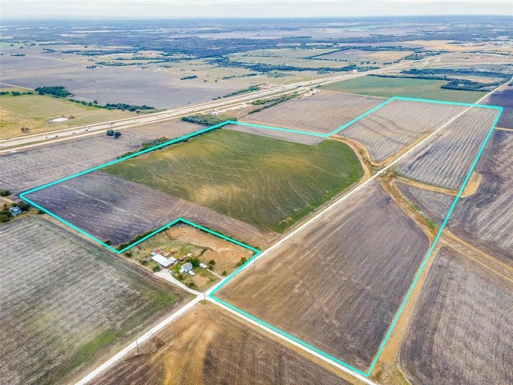 161.95 acres in Hill County gallery image 4