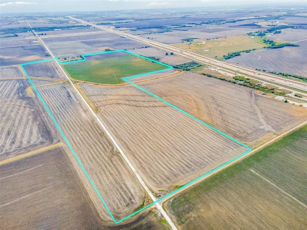 161.95 acres in Hill County gallery image 3