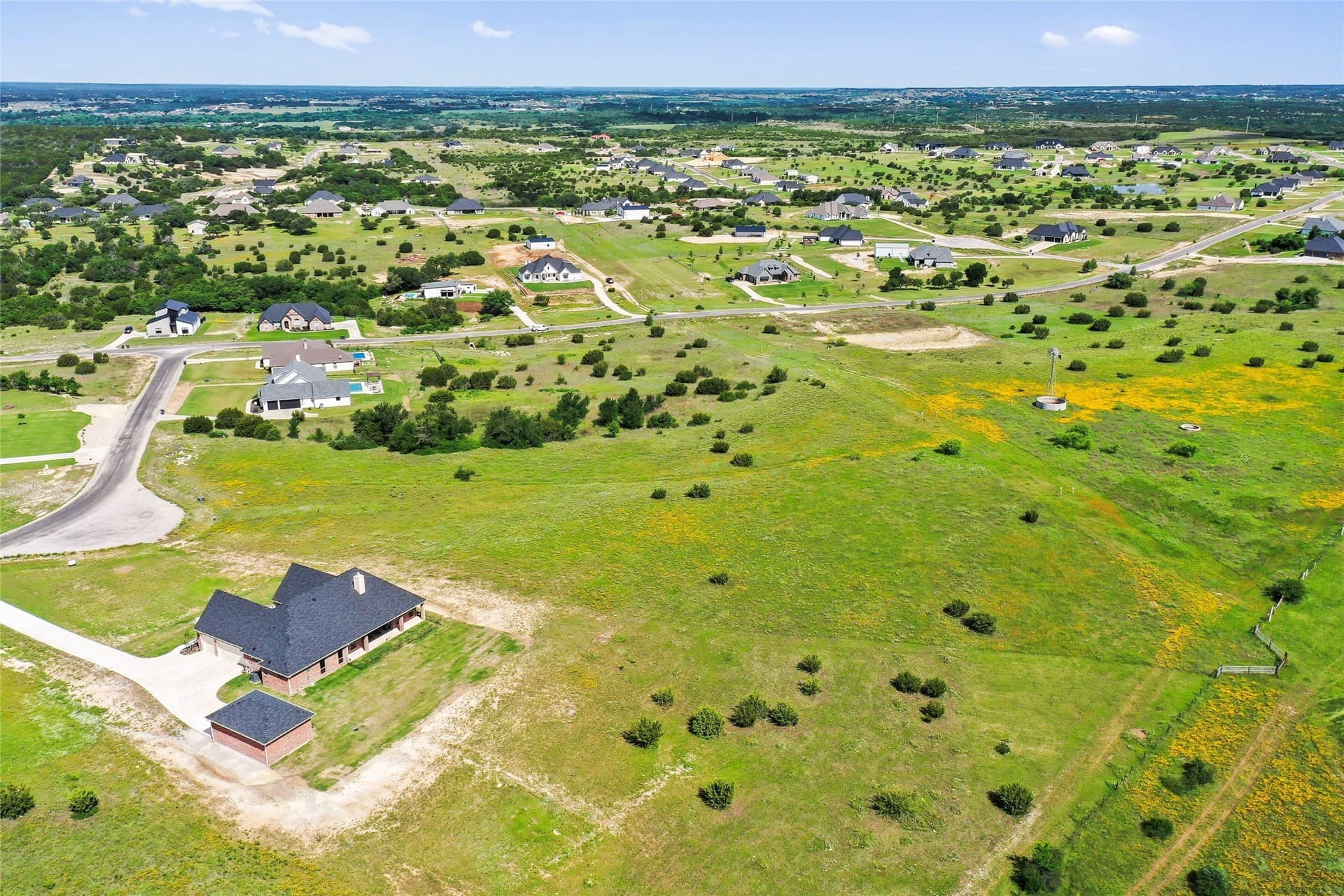 3.35 acres in Parker County gallery image 3