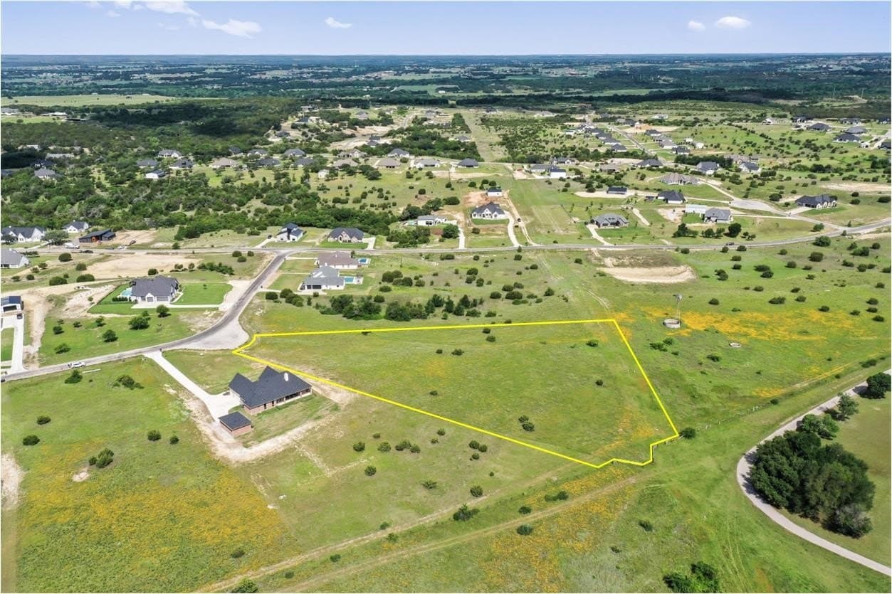 3.35 acres in Parker County