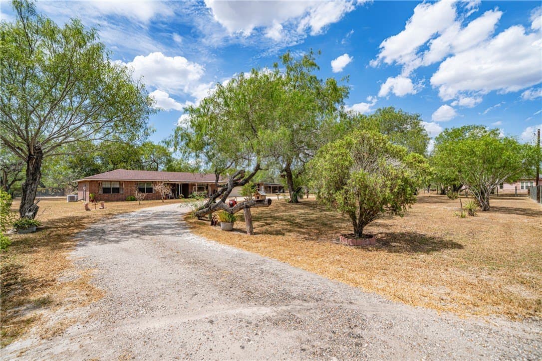 43,560 acres in Kleberg County - photo 4