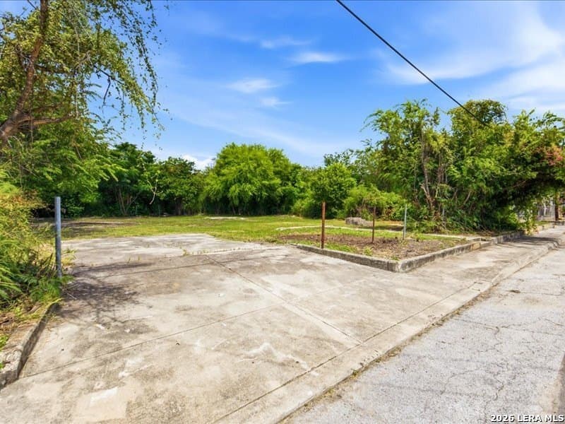 0.13 acres in Bexar County gallery image 3