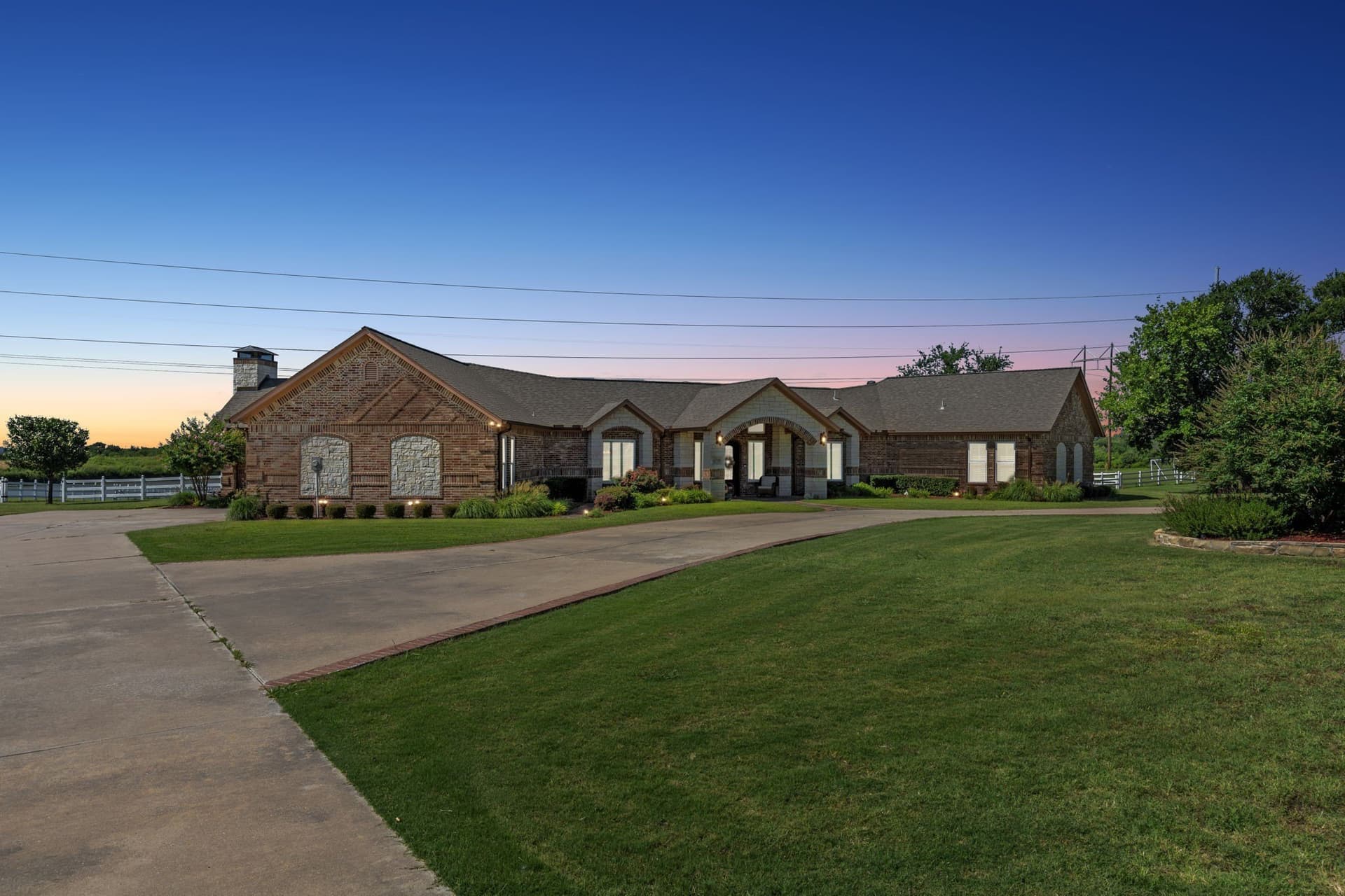 7.76 acres in Dallas County gallery image 2