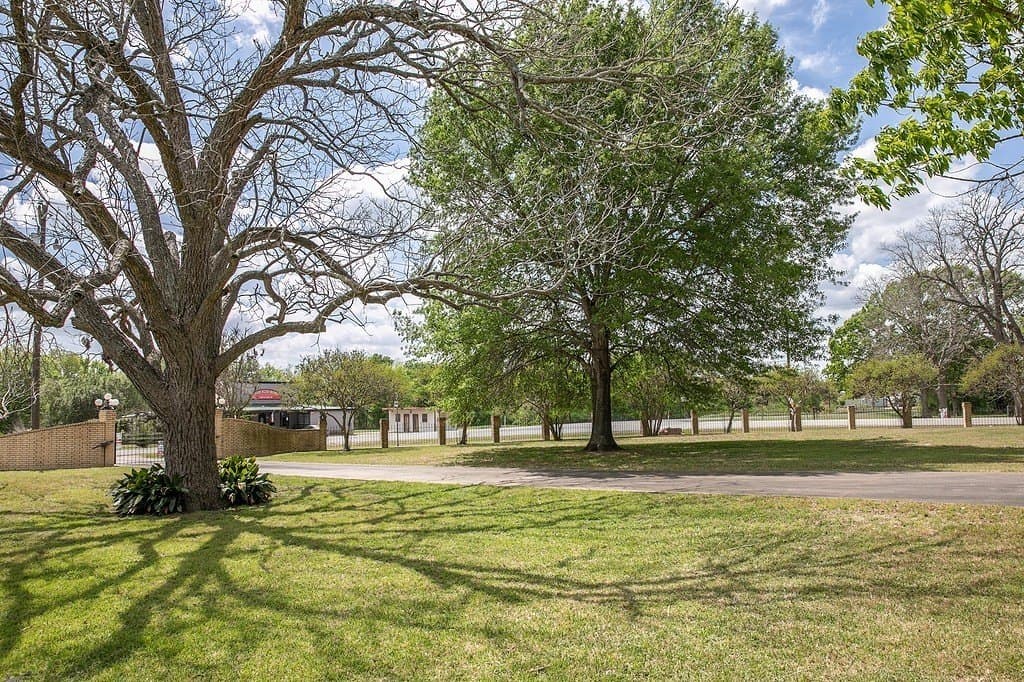 1.72 acres in Washington County gallery image 4