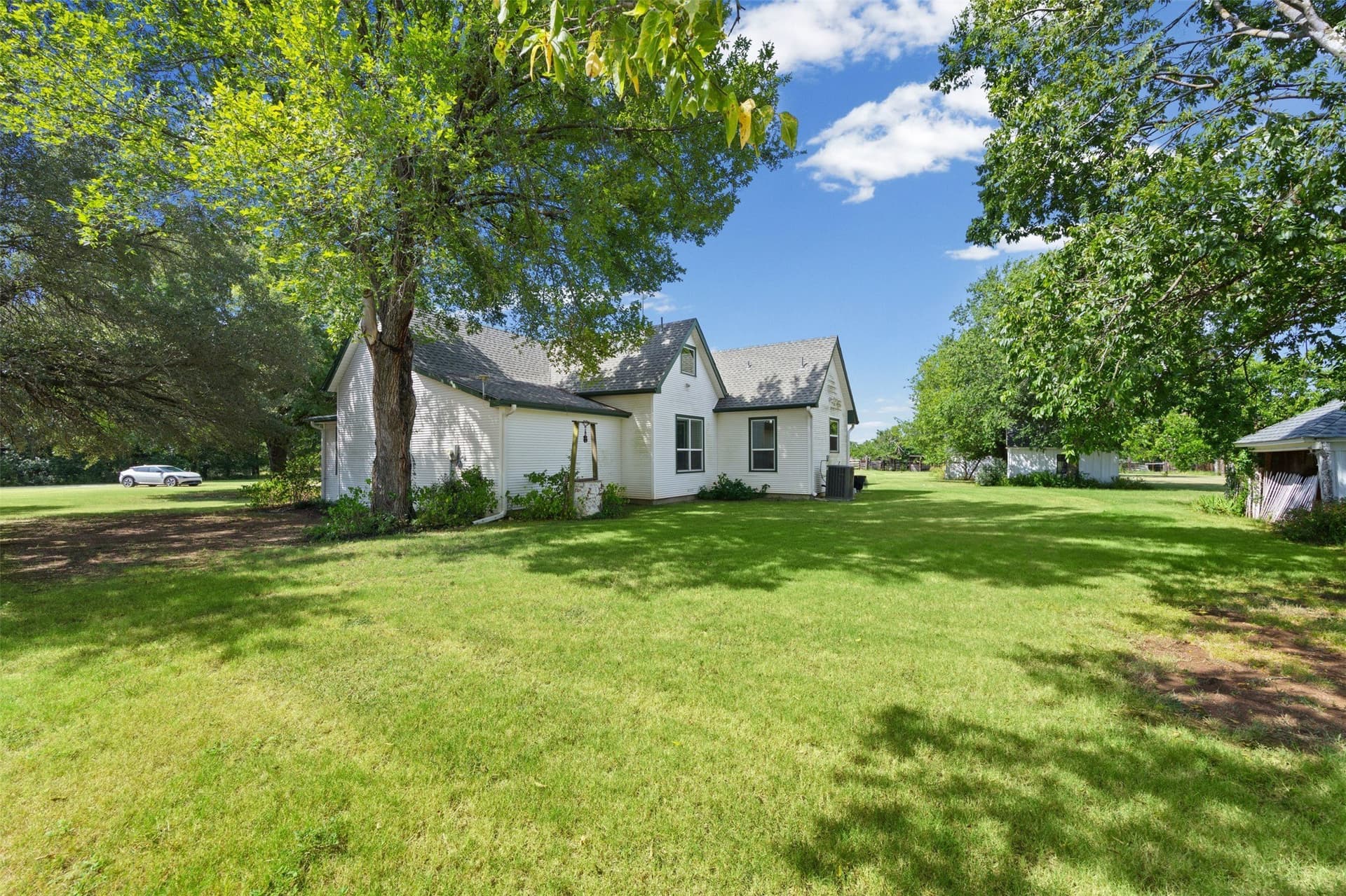 88.89 acres in Ellis County - photo 7