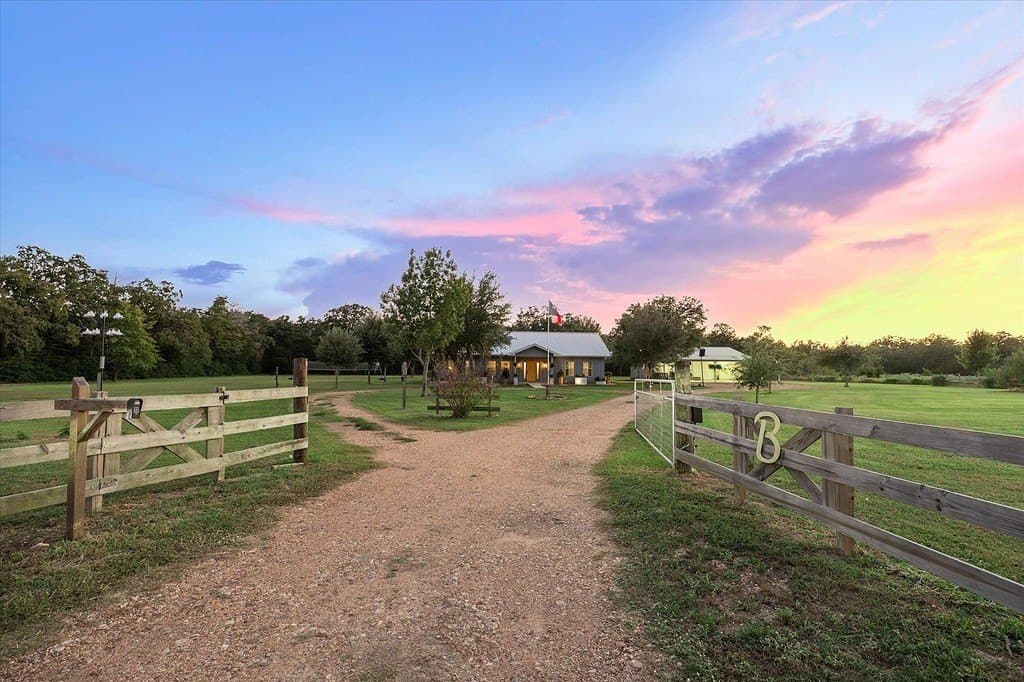 2.92 acres in Fayette County